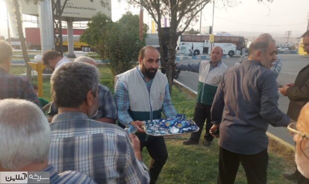به مناسبت آغاز دهه کرامت اهتزاز پرچم سبز رضوی