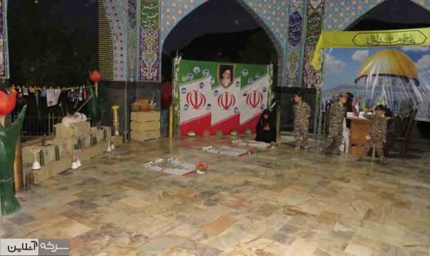 یادواره شهدای روستای اَروانه با شکوه برگزار شد