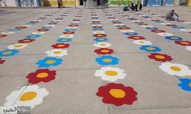 رنگ‌آمیزی مدارس سرخه با همت جهادی