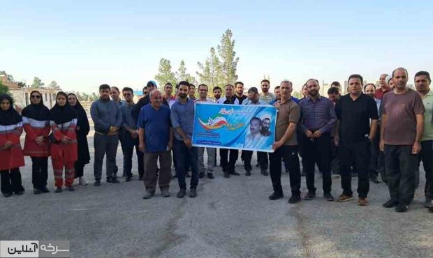 پیاده‌روی جمعی کارکنان دستگاه‌های اجرایی سرخه