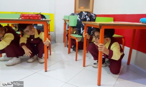 آموزش مفاهیم امدادی به زبان کودکانه در سرخه آموزش مفاهیم امدادی به زبان کودکانه در سرخه