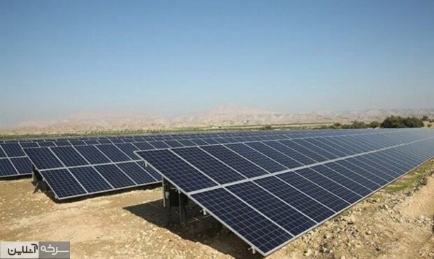 تپش انرژی خورشیدی بر خاک کویر