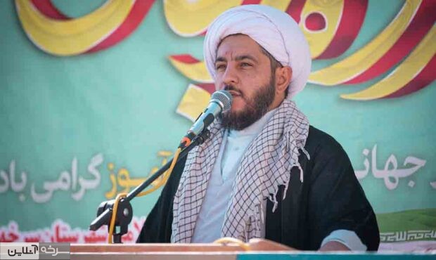 ملت ایران هرگز در برابر استکبار تسلیم نمی‌شود