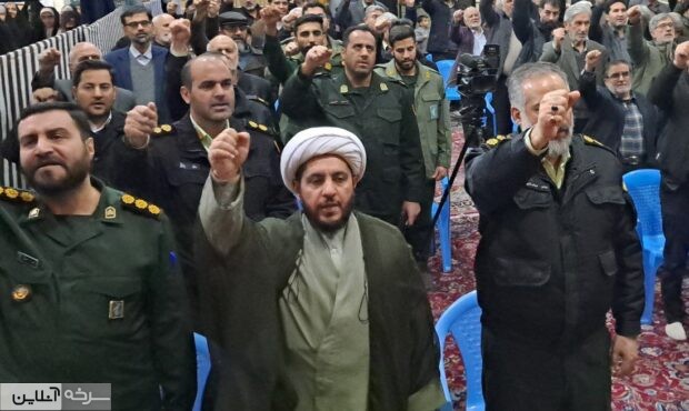 ایمان و صبر راه عبور از بحران