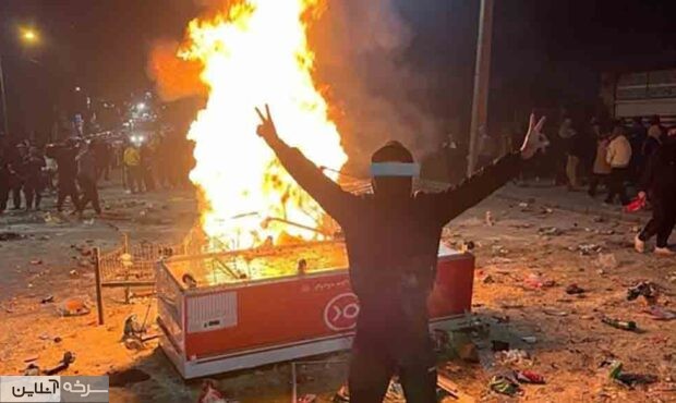 تبدیل اعتراض به اغتشاش، ضربه به بازار