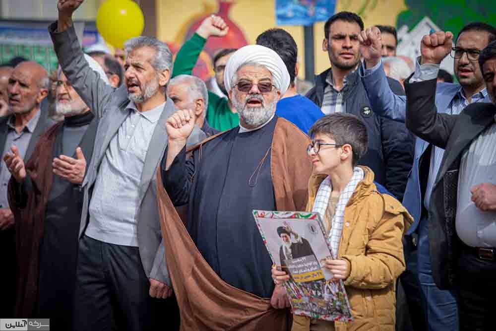 حضور حماسی مردم سرخه در ۲۲ بهمن سرخه