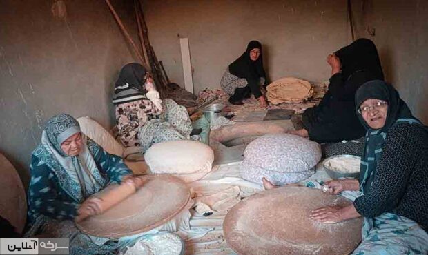 نان محرم؛ سنت دیرینه مردم لاسجرد نان محرم؛ سنت دیرینه مردم لاسجرد