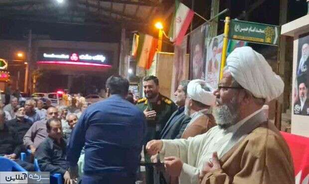 تجلیل از فعالان مساجد سرخه در شبهای قدر تجلیل از فعالان مساجد سرخه در شبهای قدر