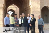 بازدید رئیس سازمان برنامه و بودجه از آرامگاه علاءالدوله بازدید رئیس سازمان برنامه و بودجه از آرامگاه علاءالدوله